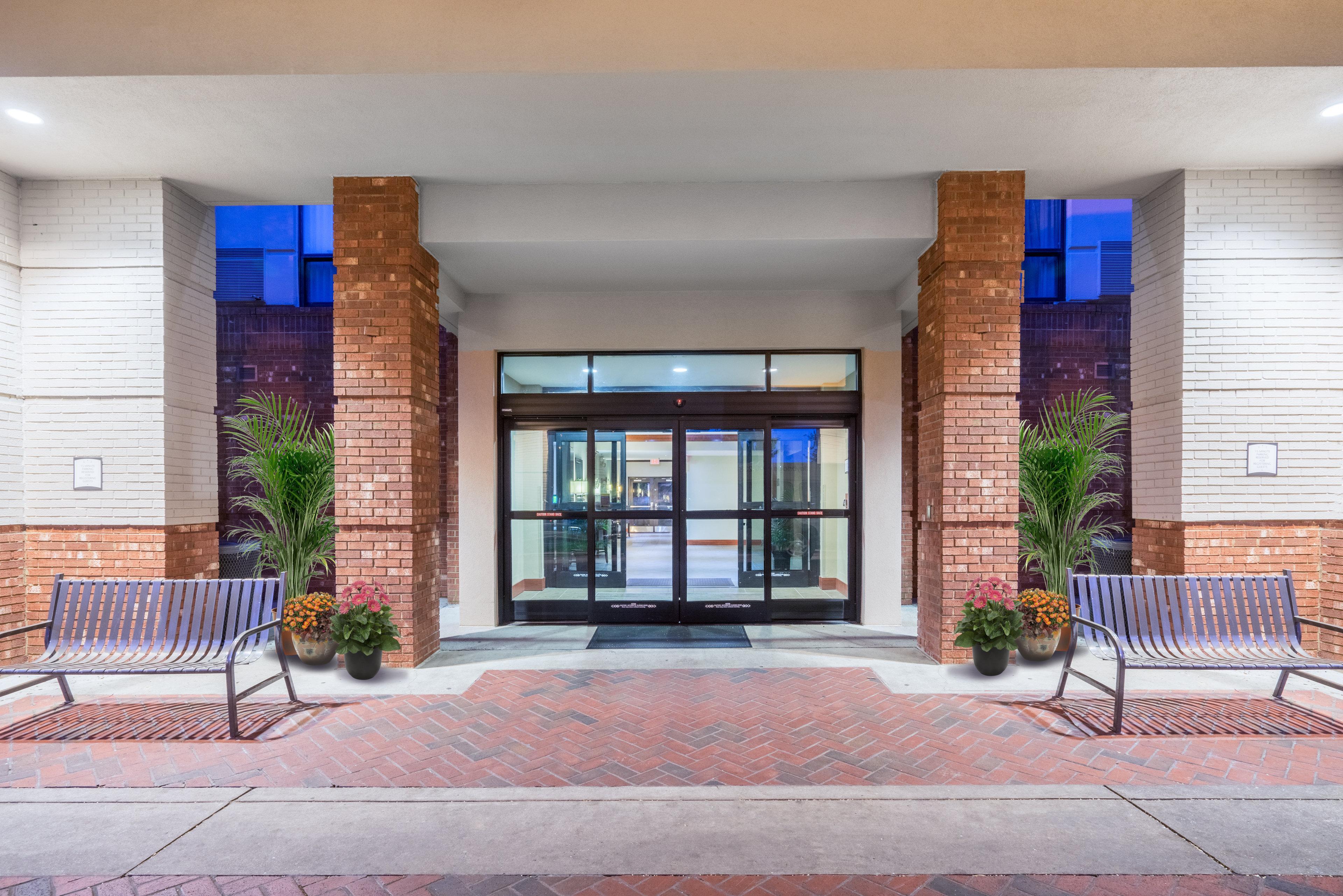 Staybridge Suites Memphis-Poplar Ave East By Ihg Exterior photo